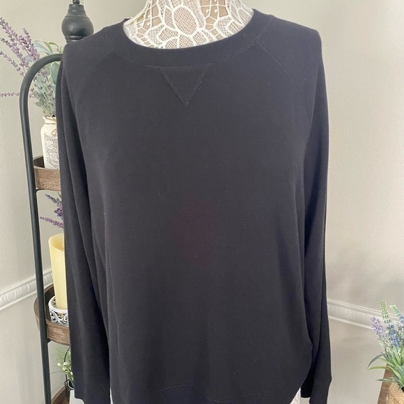 🌸Ambrielle Lounger Top🖤 - Picture 1 of 6